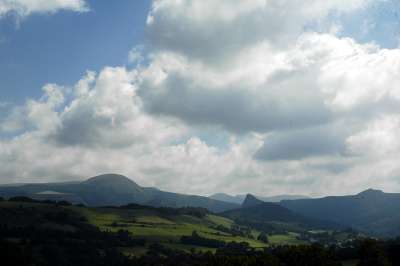 Durch die Vulkanlandschaft der Auvergne